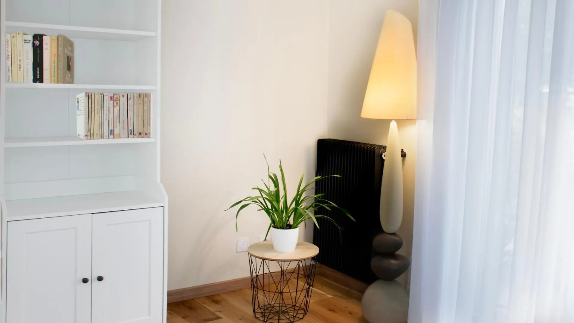 New Flat Near Paris With Secure Parking 7' To Rer B Direct Line Cdg Ory Apartment Le Plessis-Robinson 0*,