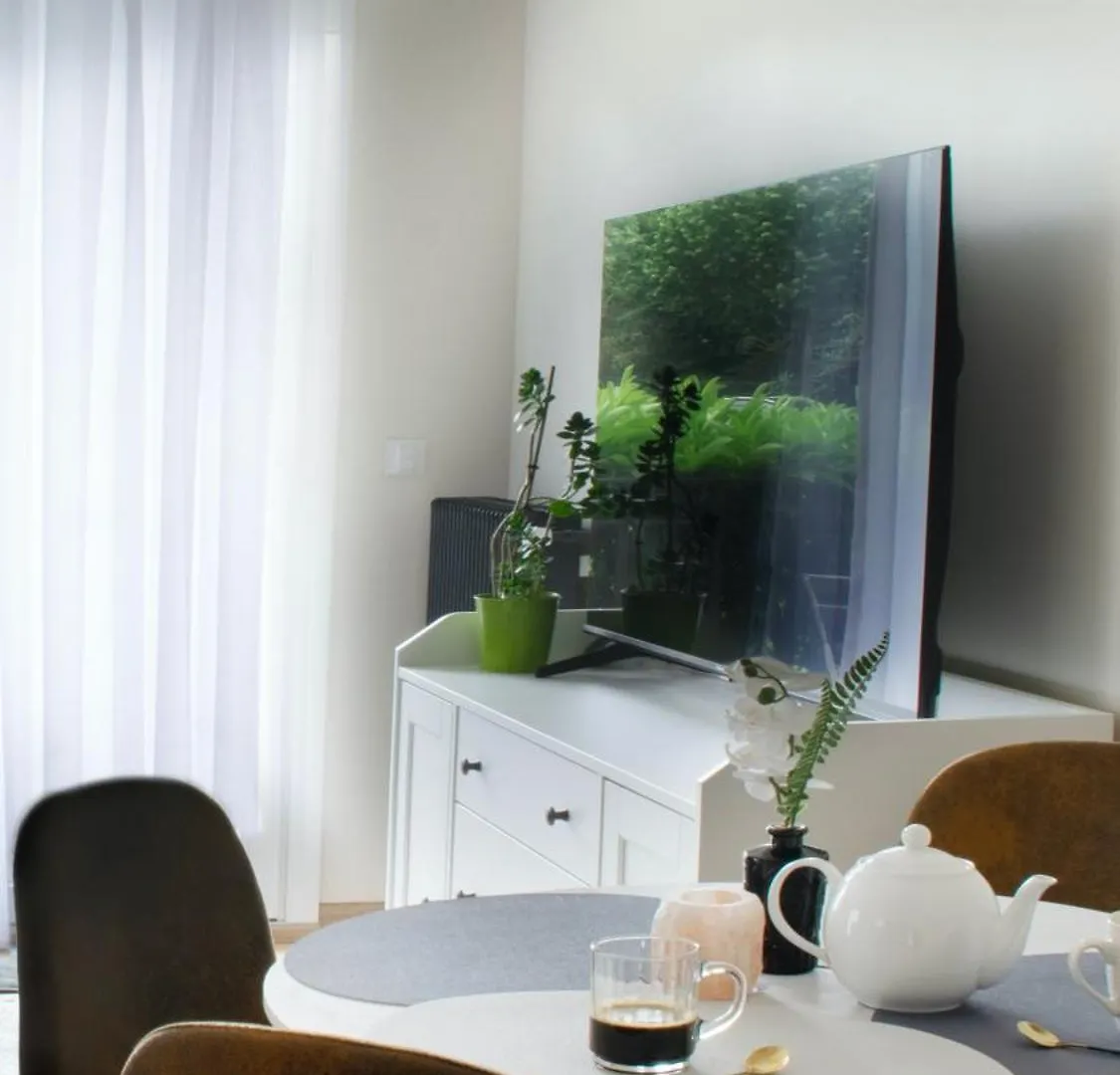 New Flat Near Paris With Secure Parking 7' To Rer B Direct Line Cdg Ory Apartment Le Plessis-Robinson